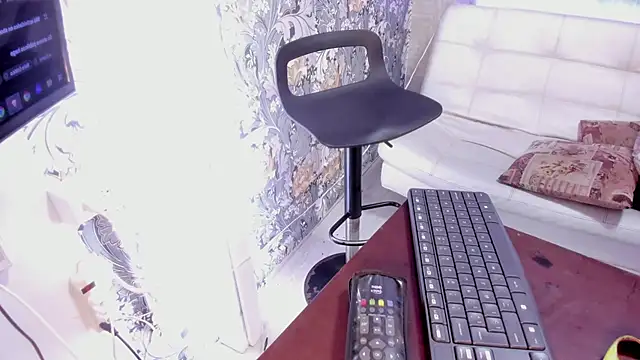  DantFox  online show from November 21, 2025, 12:09 am