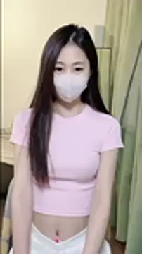 Ninii-b online show from December 3, 2025, 1:10 pm