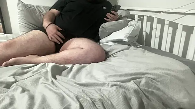 British 28 online show from November 30, 2025, 7:47 pm