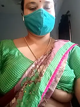 Snapshot of Tamil_Sivani chatting on February 18, 2026, 11:39 am Tamil Sivani online show from February 18, 2026, 11:39 am