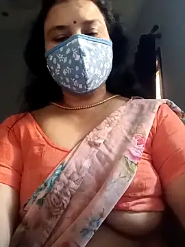 Snapshot of Tamil_Sivani chatting on February 12, 2026, 3:06 am Tamil Sivani online show from February 12, 2026, 3:06 am