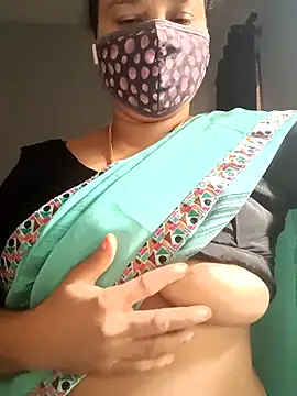 Snapshot of Tamil_Sivani chatting on February 10, 2026, 3:16 am Tamil Sivani online show from February 10, 2026, 3:16 am