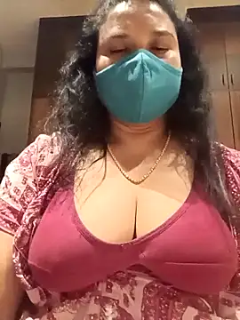 Snapshot of Tamil_Sivani chatting on February 14, 2026, 3:23 pm Tamil Sivani online show from February 14, 2026, 3:23 pm