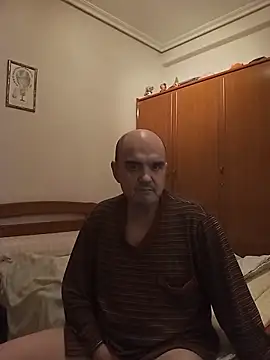 geli45 online show from April 10, 2026, 9:55 pm