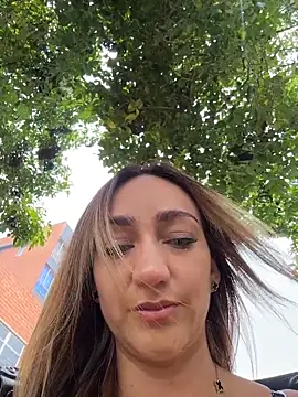 Ninabigtitied online show from March 3, 2026, 4:58 pm