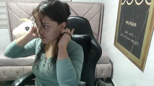 Snapshot of Velvet_Moon_V chatting on November 29, 2025, 1:11 pm Velvet Moon V online show from November 29, 2025, 1:11 pm