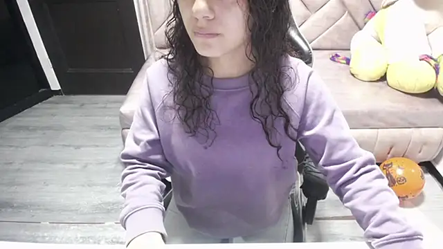 Snapshot of Velvet_Moon_V chatting on October 22, 2025, 1:10 pm Velvet Moon V online show from October 22, 2025, 1:10 pm