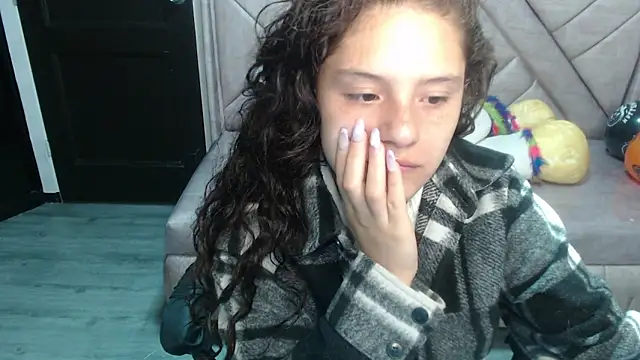 Snapshot of Velvet_Moon_V chatting on October 24, 2025, 1:10 pm Velvet Moon V online show from October 24, 2025, 1:10 pm