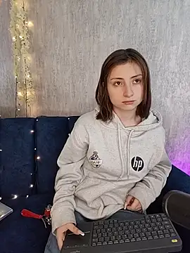 AriMonoban online show from March 3, 2026, 12:12 pm