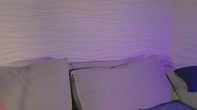 Snapshot of madi_snow chatting on October 18, 2025, 5:09 am madi snow online show from October 18, 2025, 5:09 am