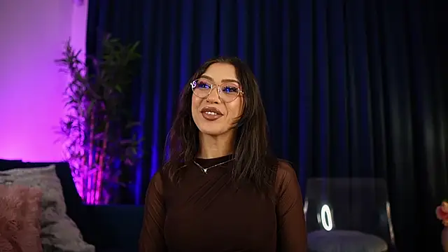 Snapshot of _ChloeLee_ chatting on November 20, 2025, 5:30 am ChloeLee online show from November 20, 2025, 5:30 am