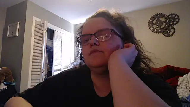 TheMistyPrice online show from December 21, 2025, 9:37 pm