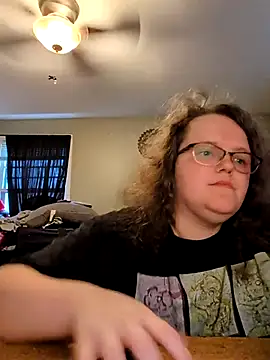 Snapshot of TheMistyPrice chatting on November 19, 2025, 2:17 pm TheMistyPrice online show from November 19, 2025, 2:17 pm