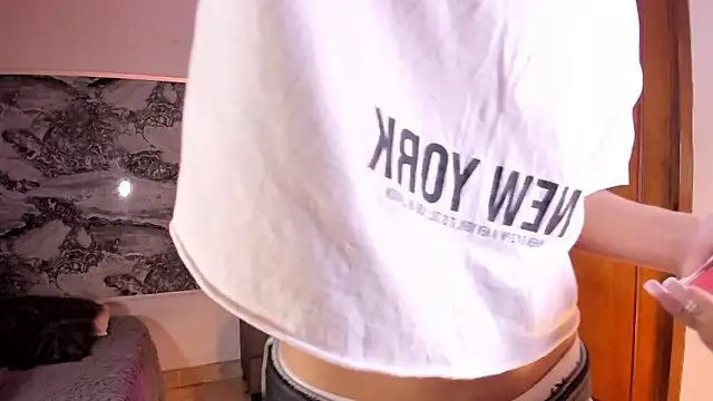 Snapshot of BILLY_JAMEES chatting on February 28, 2026, 12:16 pm BILLY JAMEES online show from February 28, 2026, 12:16 pm