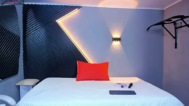 Horny nick18 online show from April 14, 2026, 10:31 am