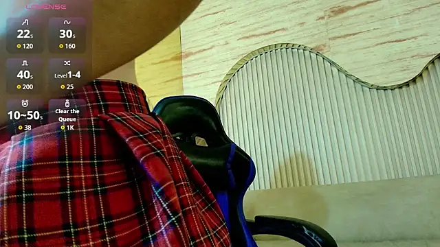 valentina r  online show from March 13, 2026, 7:57 am