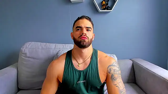 Paul Phoenix online show from October 8, 2025, 7:25 pm