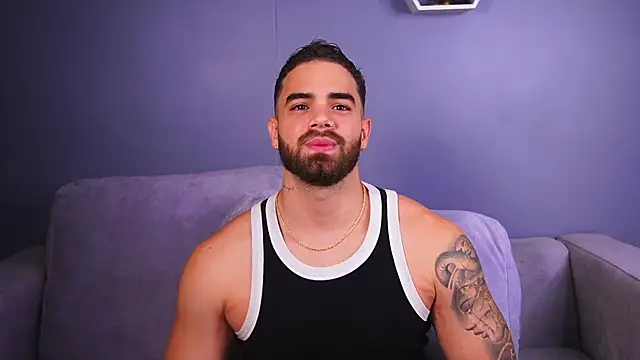 Paul Phoenix online show from December 16, 2025, 8:35 pm