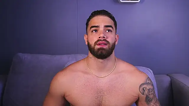 Paul Phoenix online show from November 28, 2025, 6:52 pm