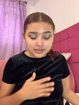 ladulcemary online show from September 29, 2025, 11:16 am