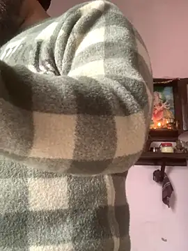 amitsharma7868 online show from January 13, 2026, 6:17 am