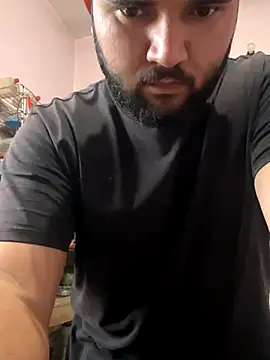 amitsharma7868 online show from December 18, 2025, 2:49 am