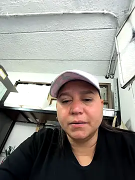 Snapshot of haashkyo chatting on February 20, 2026, 7:27 pm haashkyo online show from February 20, 2026, 7:27 pm