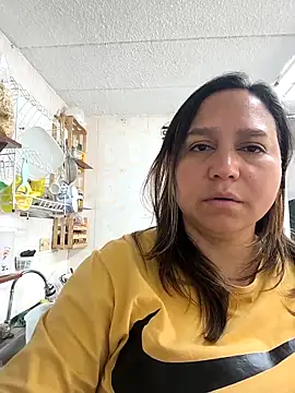 Snapshot of haashkyo chatting on February 12, 2026, 5:56 pm haashkyo online show from February 12, 2026, 5:56 pm