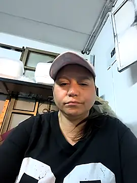 Snapshot of haashkyo chatting on February 19, 2026, 11:56 pm haashkyo online show from February 19, 2026, 11:56 pm