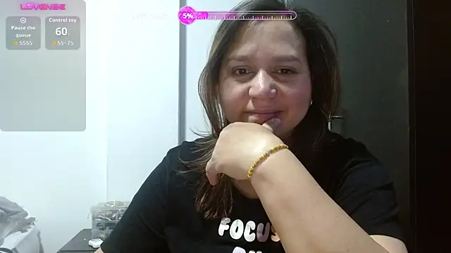 haashkyo online show from October 9, 2025, 3:34 pm