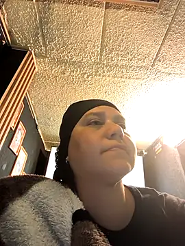 haashkyo online show from November 8, 2025, 4:27 am