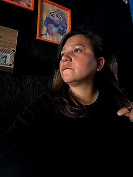 Snapshot of haashkyo chatting on February 6, 2026, 6:15 pm haashkyo online show from February 6, 2026, 6:15 pm