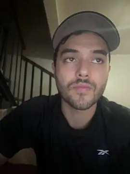 acmello83 online show from April 1, 2026, 12:46 am