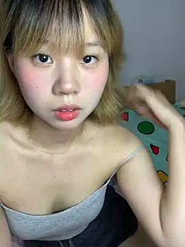 zhaomosheng125216 online show from October 9, 2025, 12:55 am