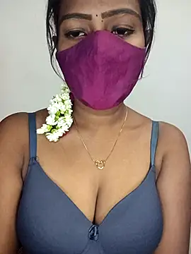 Snapshot of Tamil_kavinila chatting on November 30, 2025, 4:13 am Tamil kavinila online show from November 30, 2025, 4:13 am