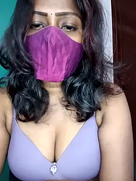 Snapshot of Tamil_kavinila chatting on October 29, 2025, 10:25 am Tamil kavinila online show from October 29, 2025, 10:25 am