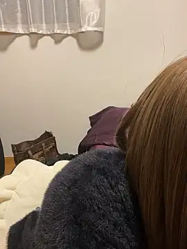 Snapshot of h415a812 chatting on December 2, 2025, 2:41 pm h415a812 online show from December 2, 2025, 2:41 pm