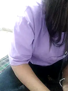 Kavya Rathore online show from November 21, 2025, 6:01 am