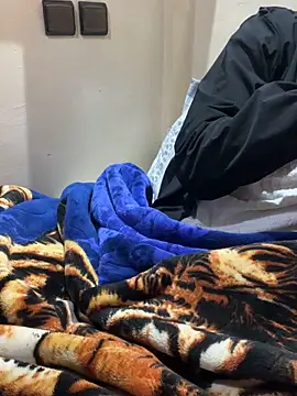 Yasar-Xxxl online show from February 20, 2026, 4:42 pm