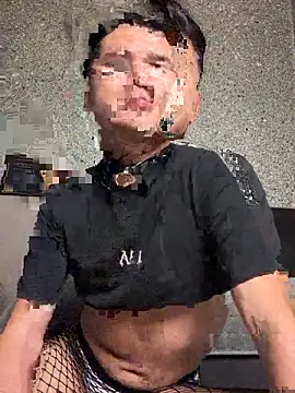 Snapshot of urbillyboi chatting on October 21, 2025, 1:10 pm urbillyboi online show from October 21, 2025, 1:10 pm