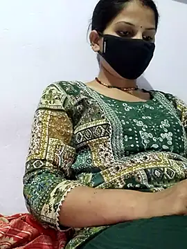 poojam93 online show from November 4, 2025, 3:27 pm