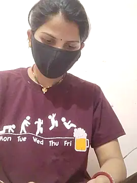 poojam93 online show from February 15, 2026, 2:34 am