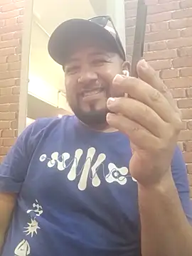 facha28 online show from November 12, 2025, 6:45 pm