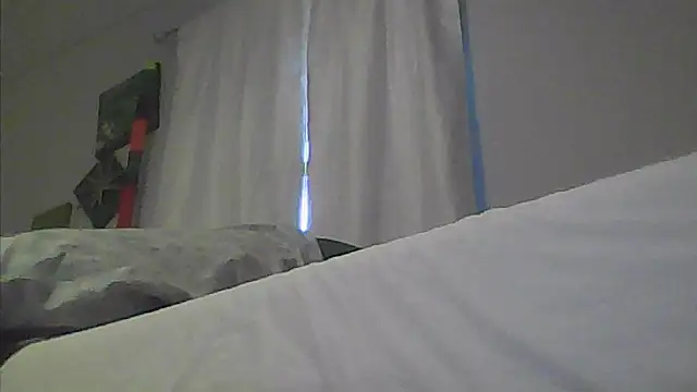 sarahkat86 online show from April 12, 2026, 11:13 am