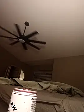 sarahkat86 online show from October 11, 2025, 4:13 am