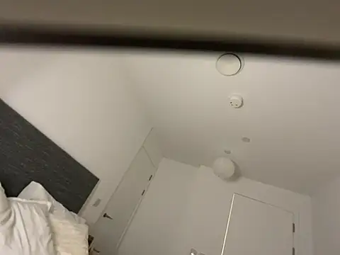 Laceyvipx online show from October 7, 2025, 8:32 pm