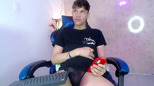 AustinPrice online show from September 28, 2025, 7:32 pm