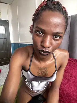 Snapshot of Trans_fairy chatting on February 1, 2026, 1:31 pm Trans fairy online show from February 1, 2026, 1:31 pm