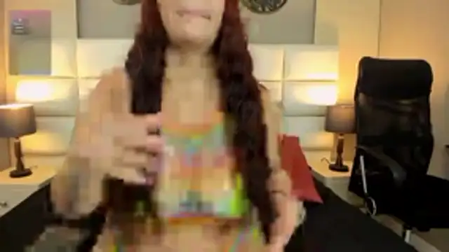 Snapshot of SuzzieSweet chatting on February 25, 2026, 8:30 pm SuzzieSweet online show from February 25, 2026, 8:30 pm