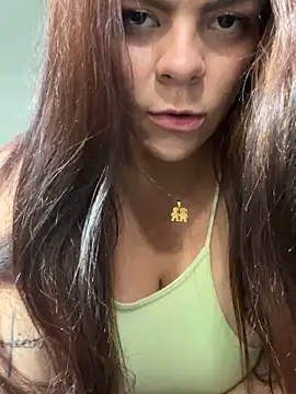 SuzzieSweet online show from October 21, 2025, 12:21 am